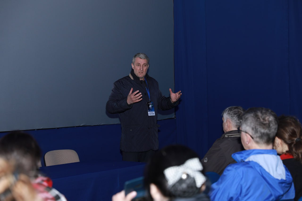 На ЗнД показали семь новелл киножурнала «ВСЛУХ» кинокомпании «Артос»