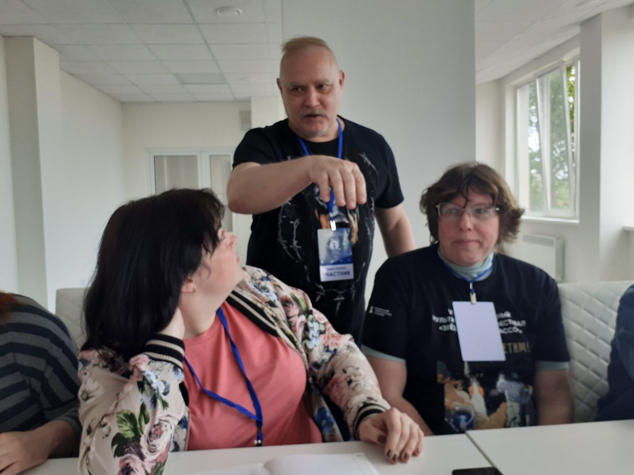 «А ну-ка девушки, а ну-ка парни»