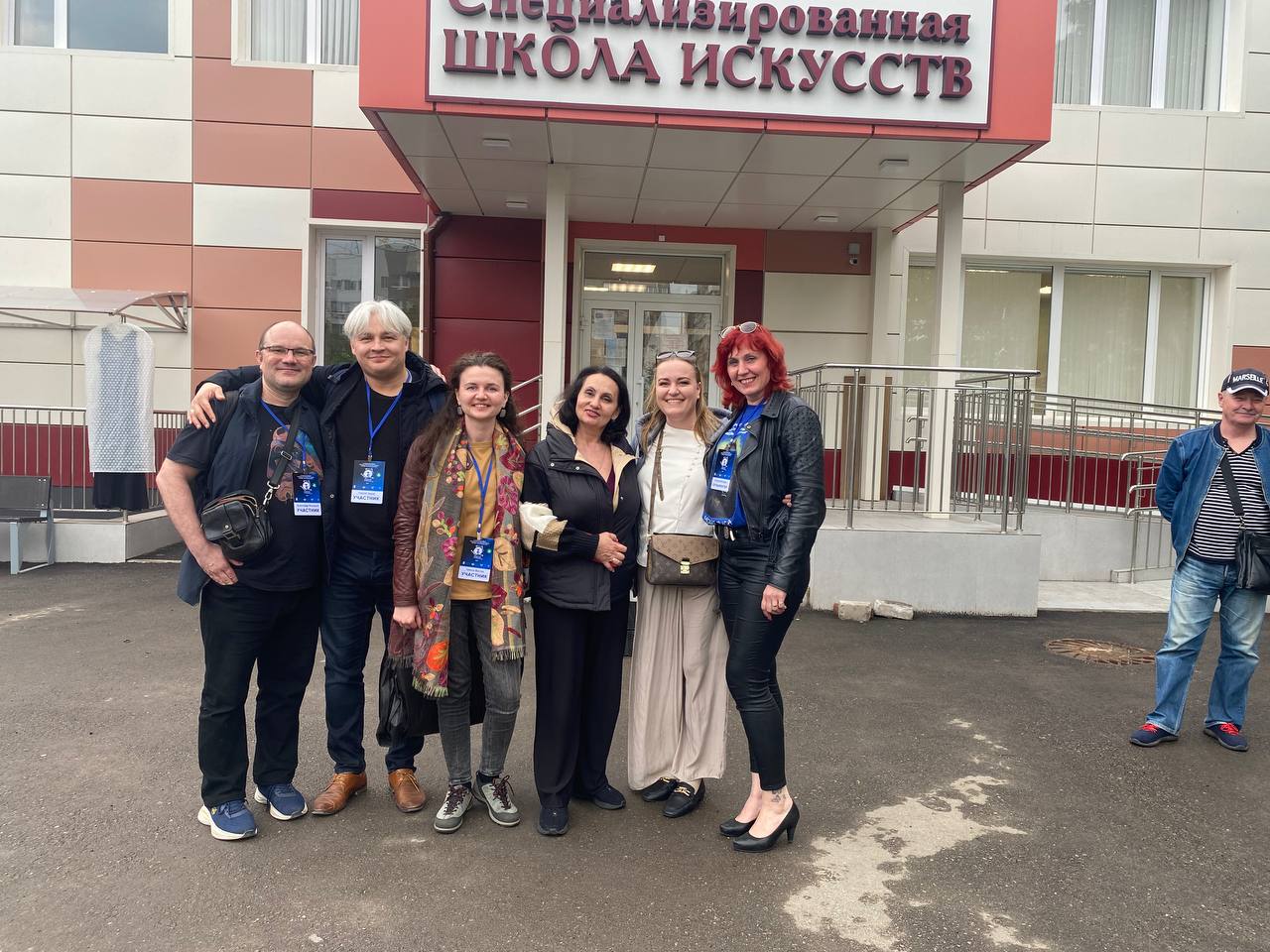 Марианна Васильева, Александр Милицкий и Галина Жукова посетили Школу Искусств в Мариуполе