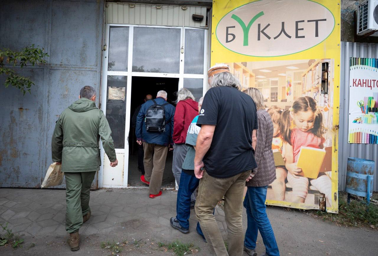 Позитивные новости и воспоминания участников фестиваля сменяются горькими  сообщениями.