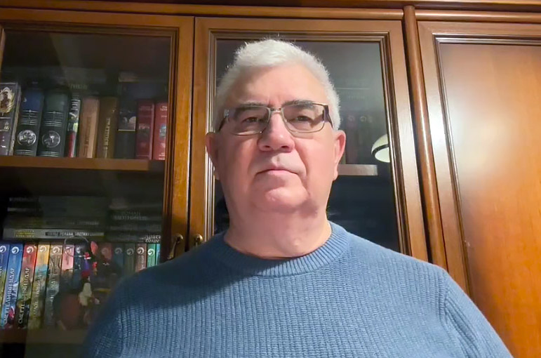 «Для нас это слово появилось тогда»: Роман Злотников едет на «Звёзды над Донбассом»
